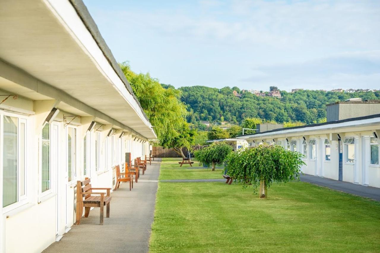 Sand Bay Holiday Village - Adults Only Weston-super-Mare Exterior foto